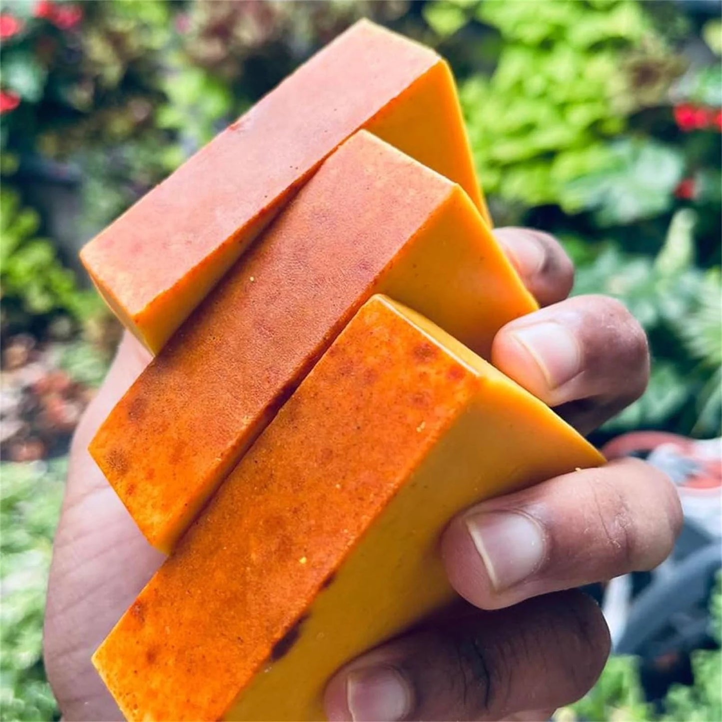 Gzwccvsn 3PCS Turmeric Soap Bar, Organic Turmeric Soap for Dark Spots & Acne, for Hyperpigmentation, Smooth Skin, All Natural Turmeric Soap Bar, Deep Cleansing Turmeric Soap